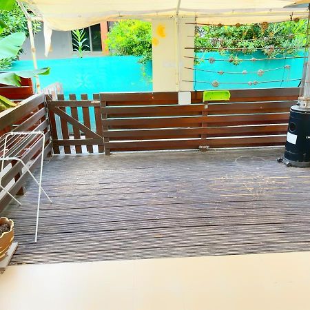 Central 2 Bedroom Apt Terrace And Pool アヤナパ エクステリア 写真