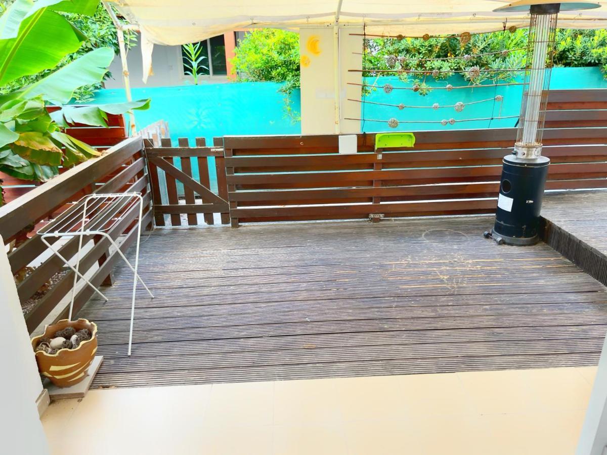 Central 2 Bedroom Apt Terrace And Pool アヤナパ エクステリア 写真